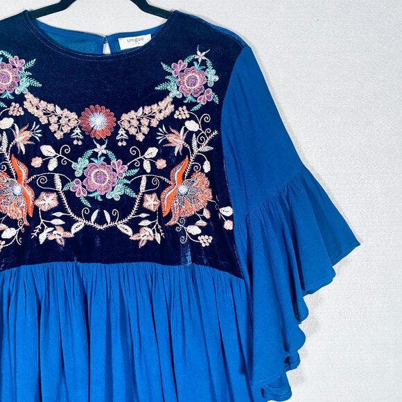 Umgee Dress Womens M Blue Velvet Floral Embroidered Smocked Mini - Picture 3 of 12